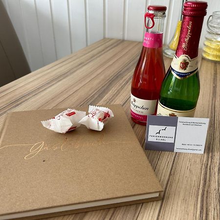 Ferienwohnung Norddeich: Gemuetliche Rueckzugsoase Fuer 2-4 Personen 外观 照片